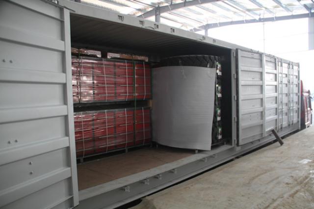 Jakie są unikalne zalety otwartych pojemników bocznych?